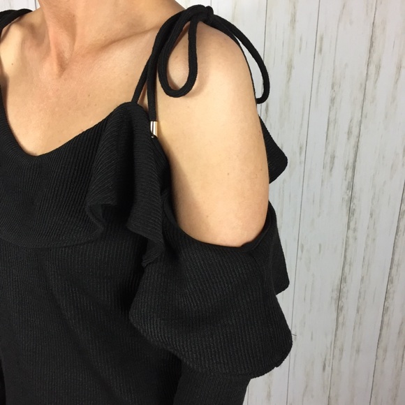 Black Knit Open Shoulder Bow Tie Flounce Top - Picture 3 of 8